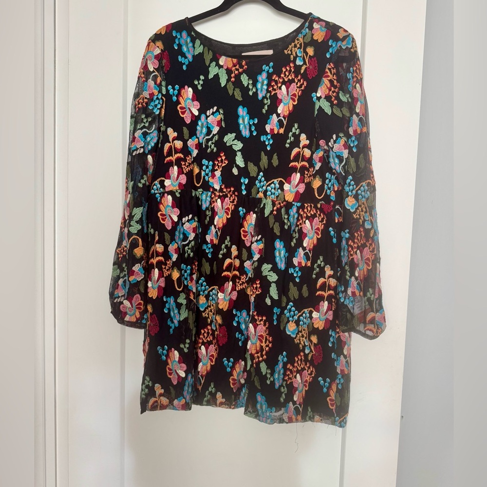 Philosophy Black Embroidered Multicolor Floral Dress/Tunic. Lined. Size L